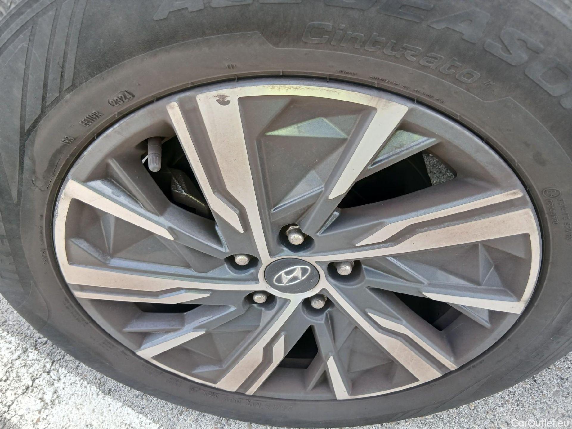  Hyundai  Tucson HYUNDAI  / 2020 / 5P / todoterreno 1.6 CRDI 100kW (136CV) 48V Maxx #3