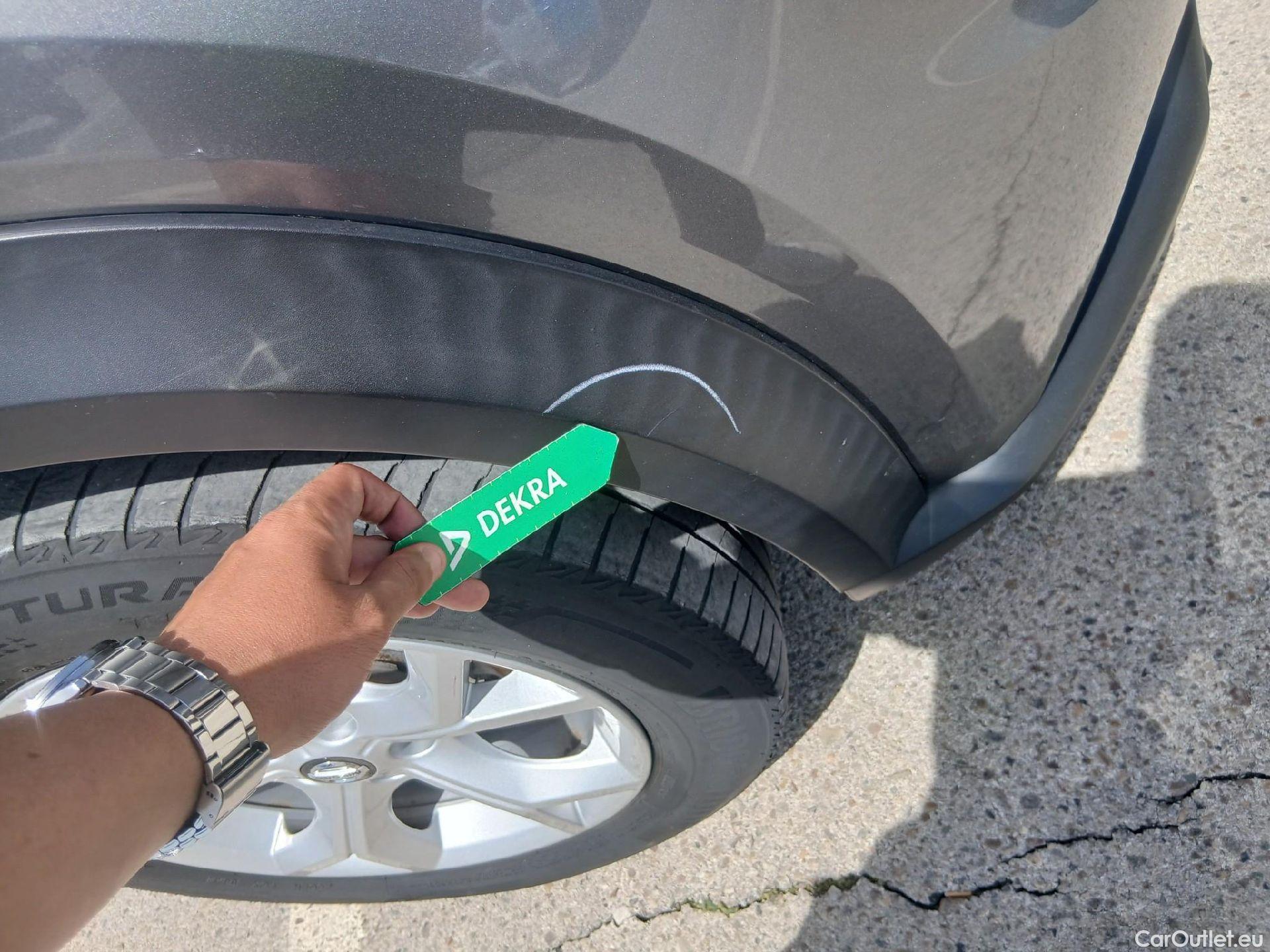  Nissan  Juke NISSAN  / 2019 / 5P / crossover DIG-T 84 kW (114 CV) DCT 7 V N-Connecta (AC2) #16