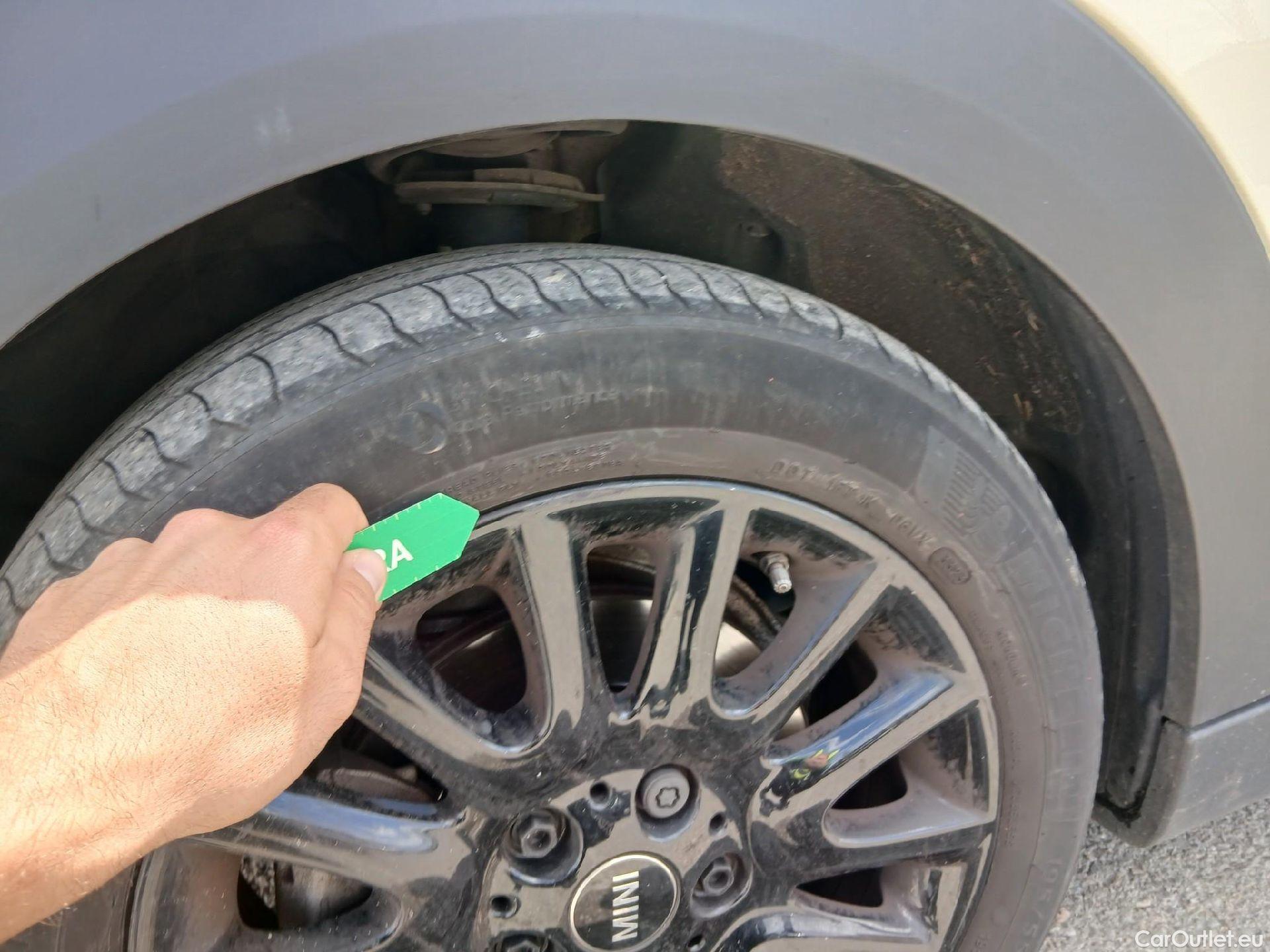  Mini  Cooper MINI ONE 102 CV (CX) #7