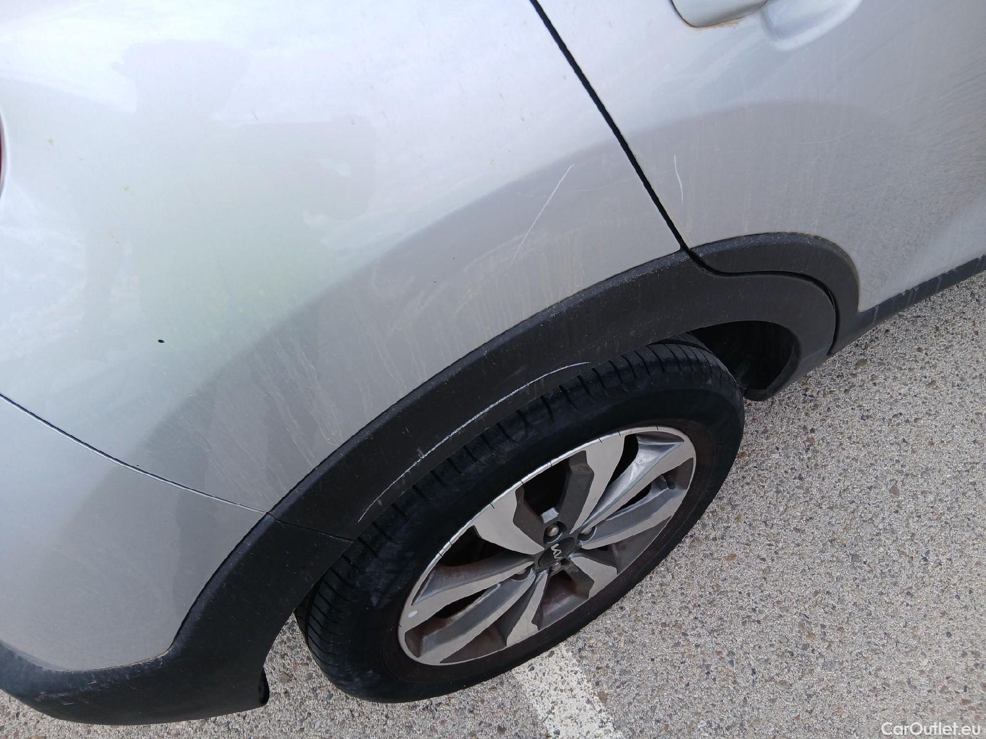  KIA  STONIC KIA  / 2017 / 5P / todoterreno 1.0 T-GDi 74kW (100CV) MHEV iMT Drive #23