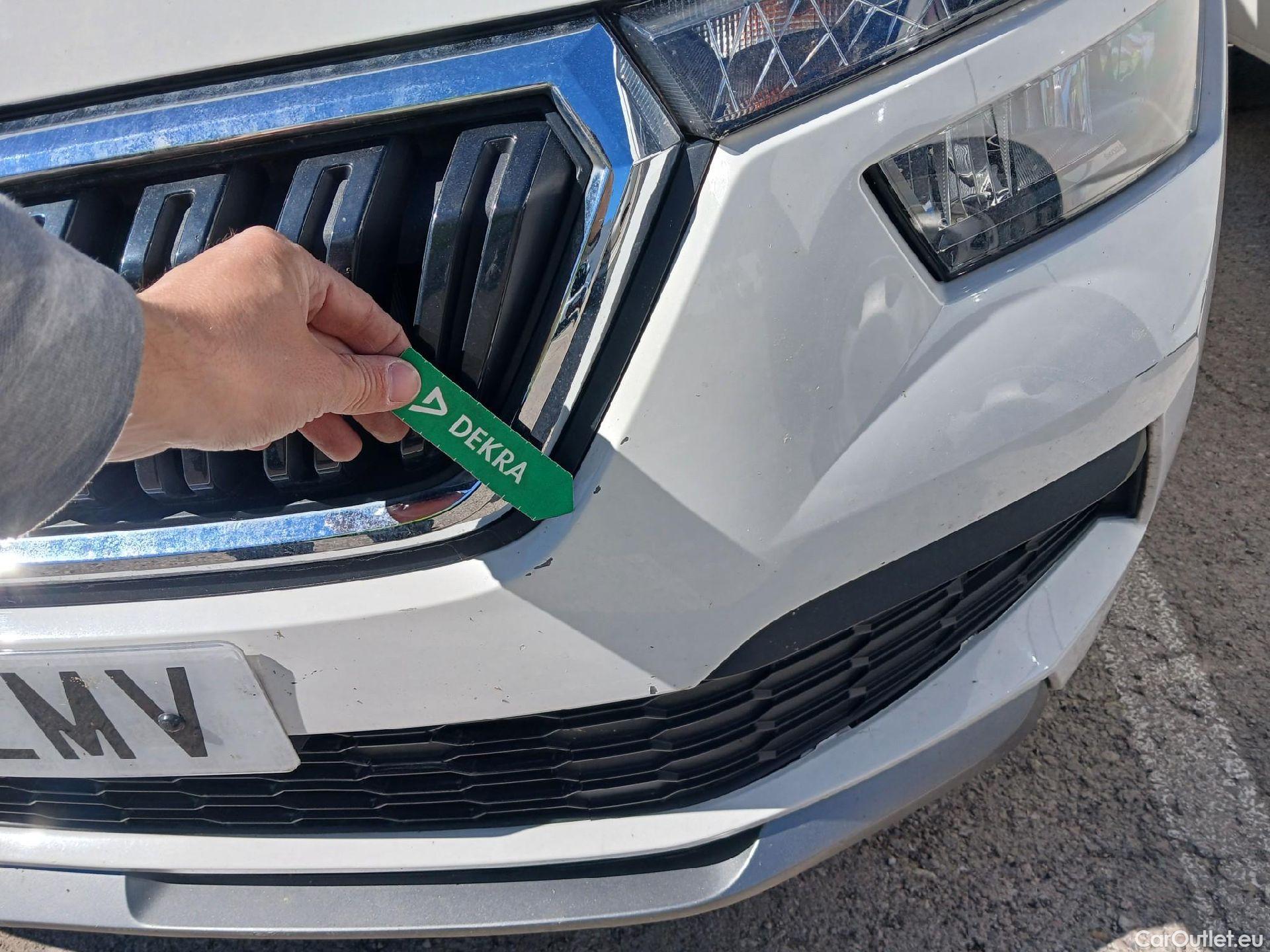  Skoda  KAMIQ SKODA  1.0 TSI 110 CV DSG Ambition #1
