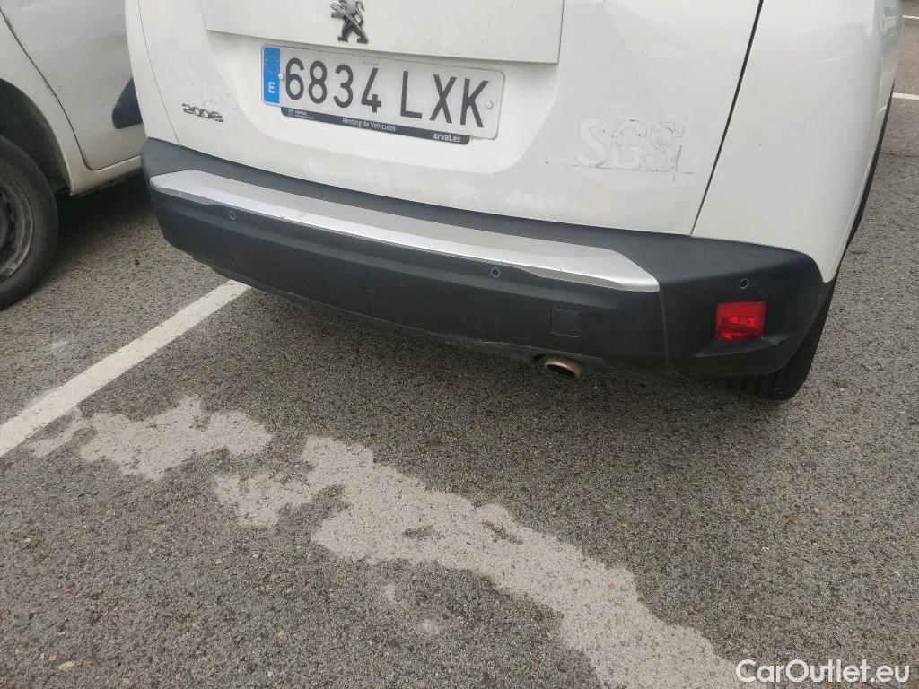  Peugeot  2008 PEUGEOT  / 2019 / 5P / todoterreno Allure BlueHDI 81kW (110CV) #22