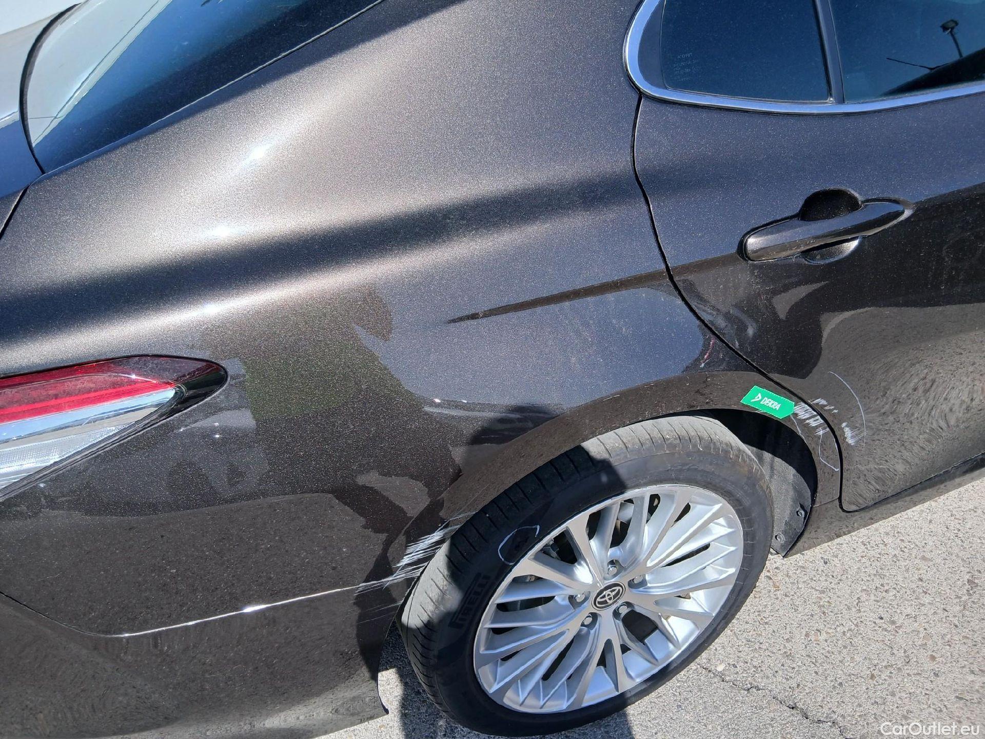  Toyota  Camry TOYOTA  / 2019 / 4P / sedán 2.5 220H Advance #29