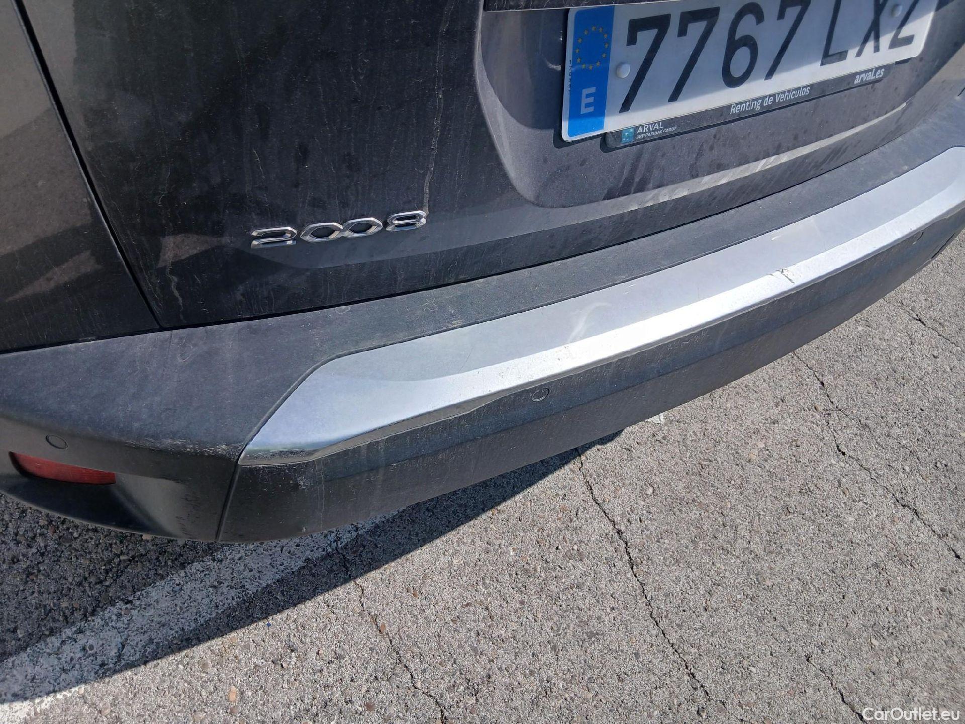  Peugeot  2008 PEUGEOT  / 2019 / 5P / todoterreno Active BlueHDI 81kW (110CV) #19