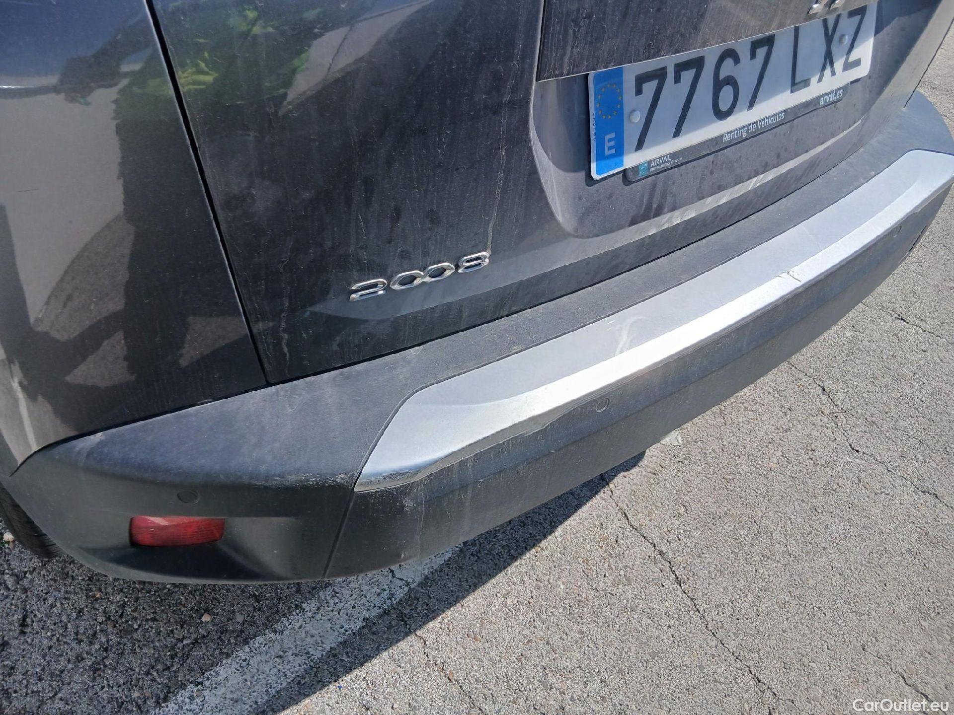 Peugeot  2008 PEUGEOT  / 2019 / 5P / todoterreno Active BlueHDI 81kW (110CV) #18
