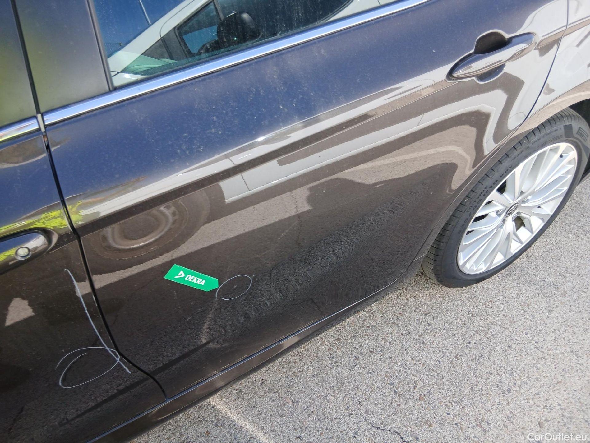  Toyota  Camry TOYOTA  / 2019 / 4P / sedán 2.5 220H Advance #15