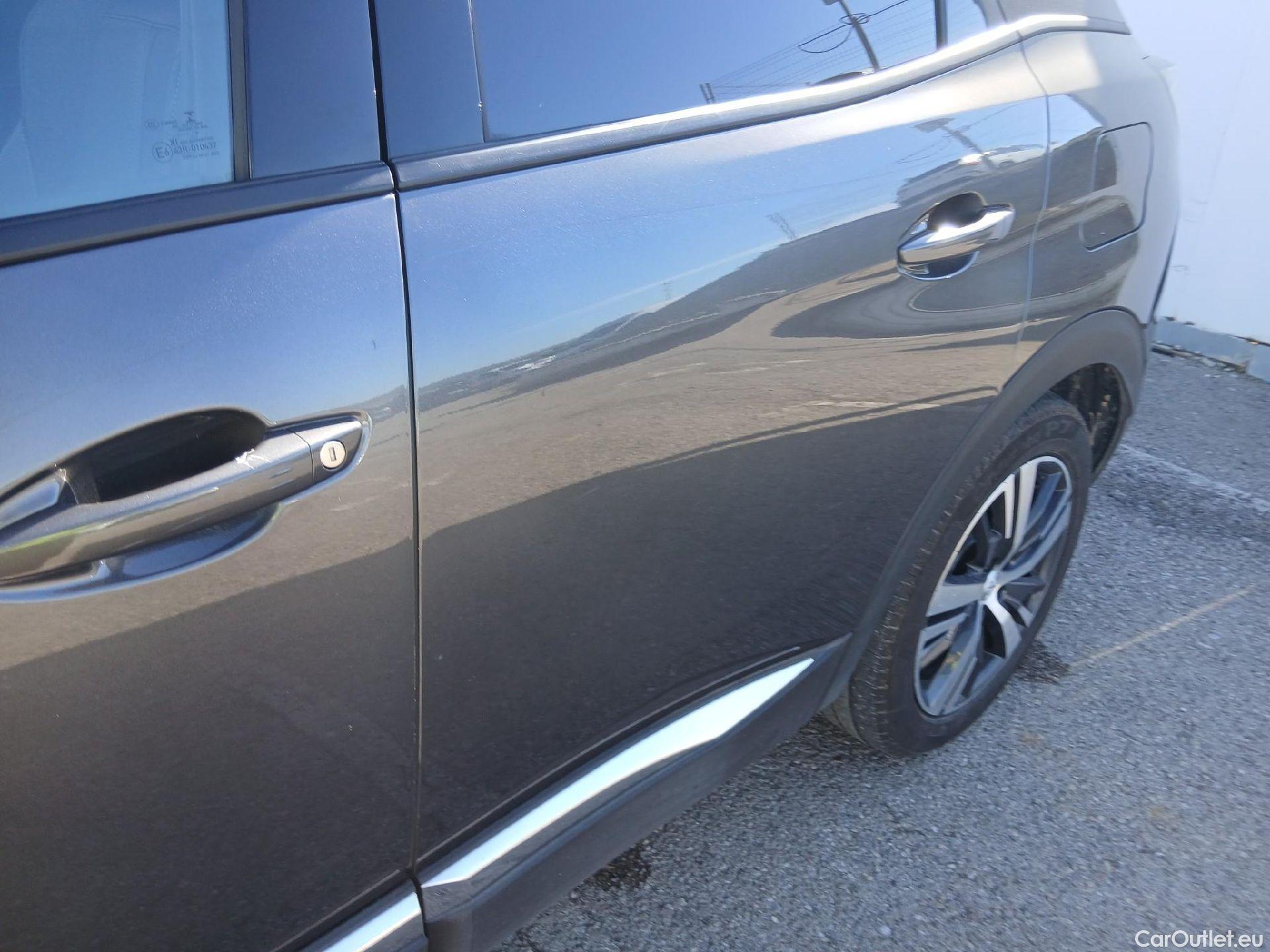 Peugeot  3008 PEUGEOT  Hybrid / 2020 / 5P / todoterreno 225 e-EAT8 Allure (AC2) #12