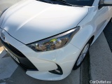  Toyota  Yaris TOYOTA  / 2020 / 5P / berlina con portón 1.5 120H Business Plus #16