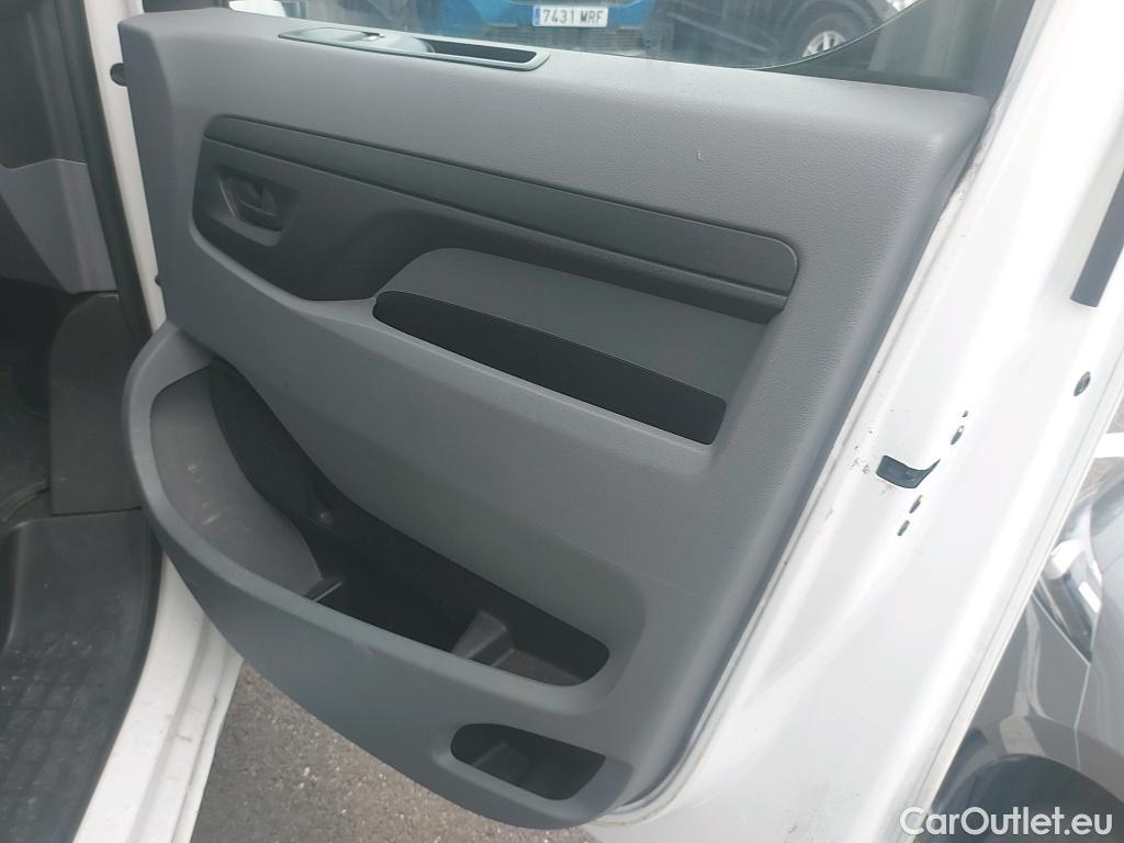  Citroen  Jumpy CITROEN  / 2016 / 4P / furgón Talla M BlueHDi 120 S&S 6v Control #30