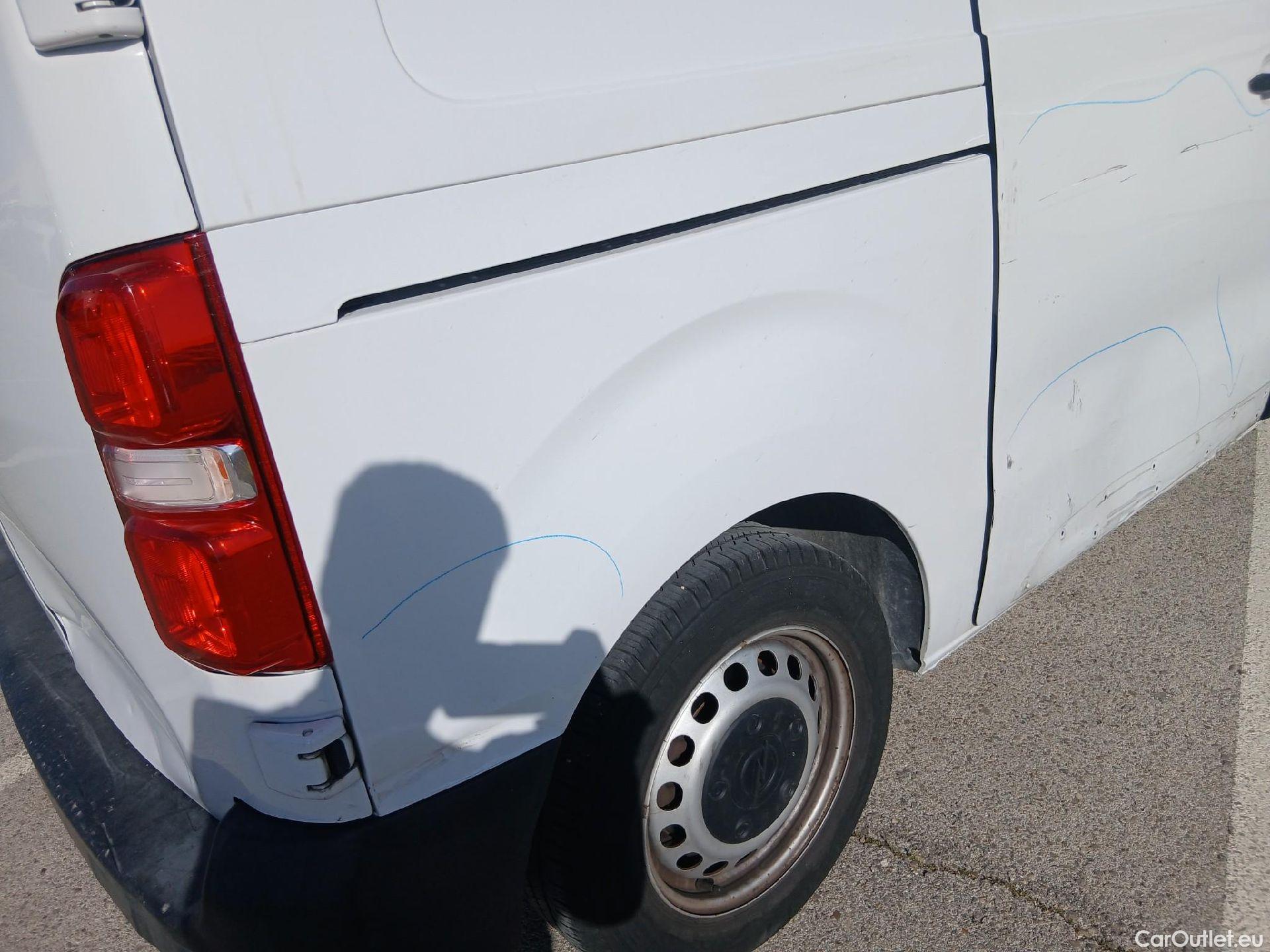  Opel  Vivaro OPEL  / 2019 / 4P / furgón 1.5 BlueHDi 74kW (100CV) M Std #23