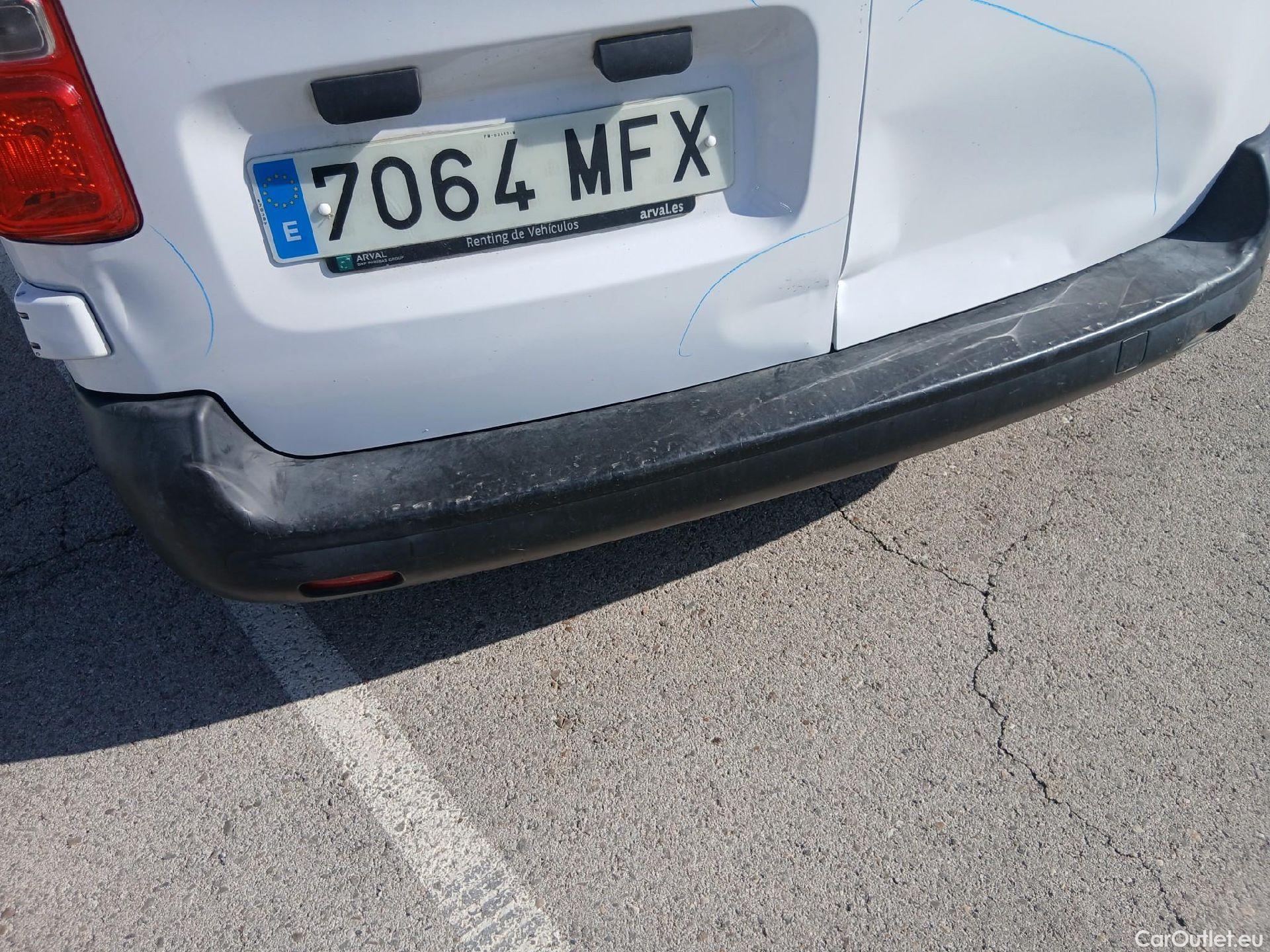  Opel  Vivaro OPEL  / 2019 / 4P / furgón 1.5 BlueHDi 74kW (100CV) M Std #16