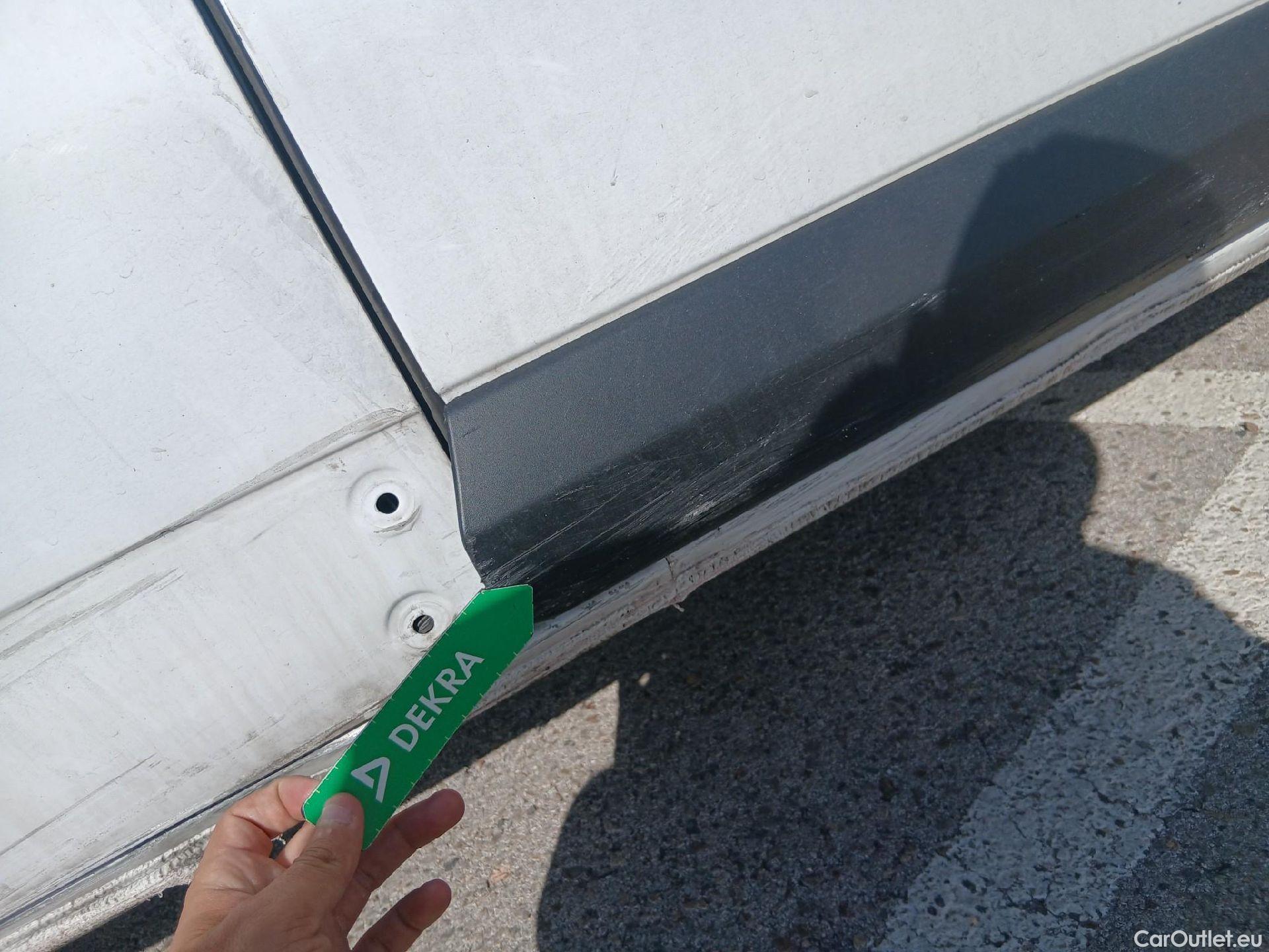  Opel  Vivaro OPEL  / 2019 / 4P / furgón 1.5 BlueHDi 74kW (100CV) M Std #31