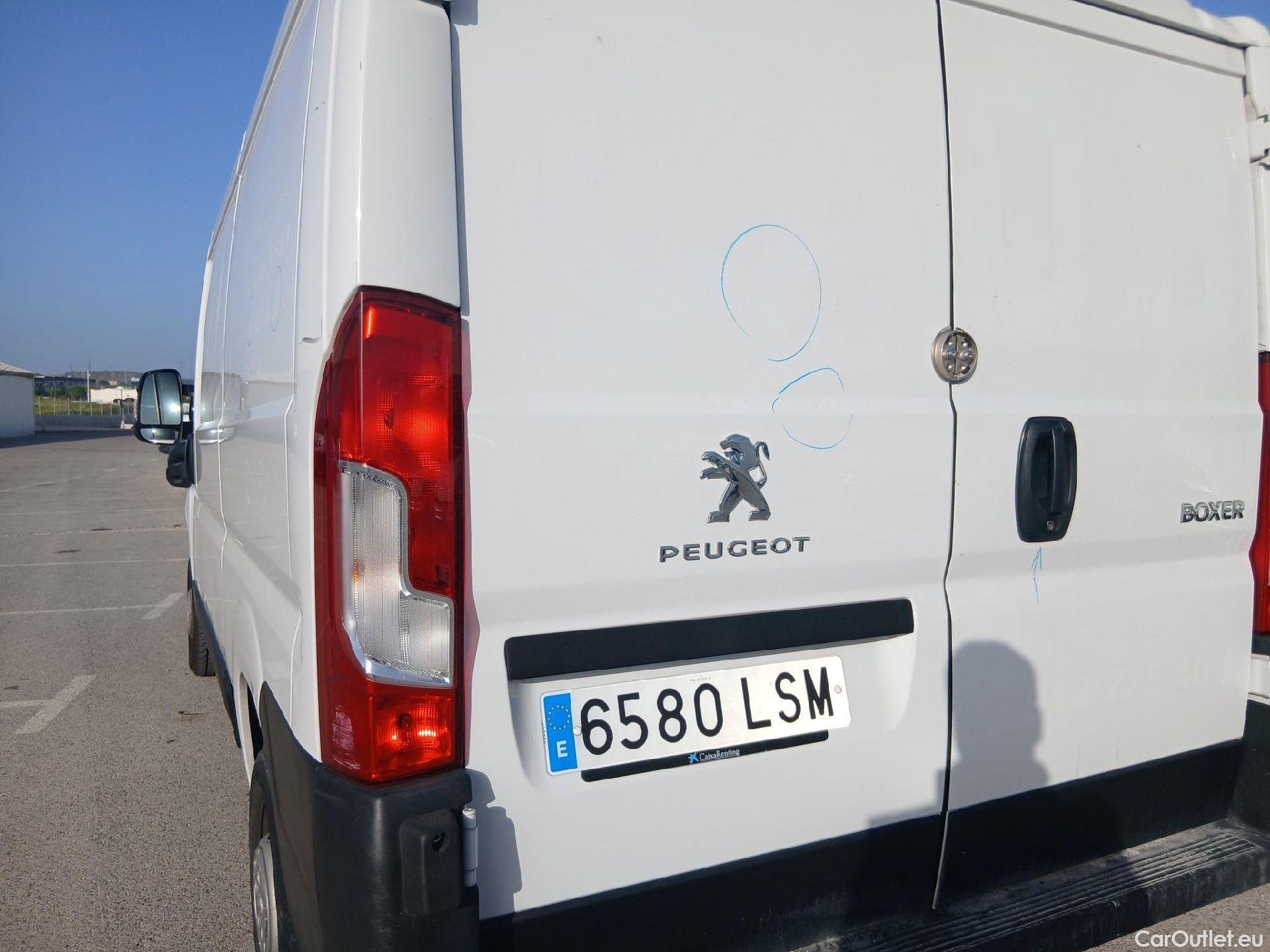  Peugeot  Boxer PEUGEOT  / 2014 / 4P / furgón 333 L2 H1 BHDI 103kW (140CV) S&S 6 V. M (AC) #22
