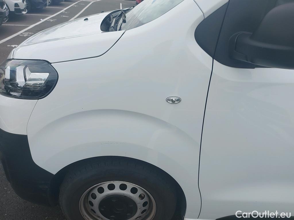  Citroen  Jumpy CITROEN  / 2016 / 4P / furgón Talla M BlueHDi 120 S&S 6v Control #28