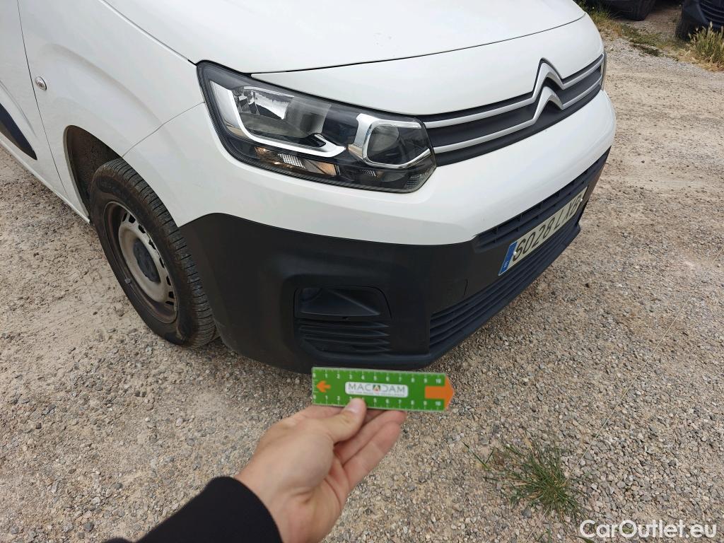  Citroen  Berlingo CITROEN  / 2018 / 3P / furgón derivado de turismo Talla M BlueHDi 100 CONTROL (AC2) #35