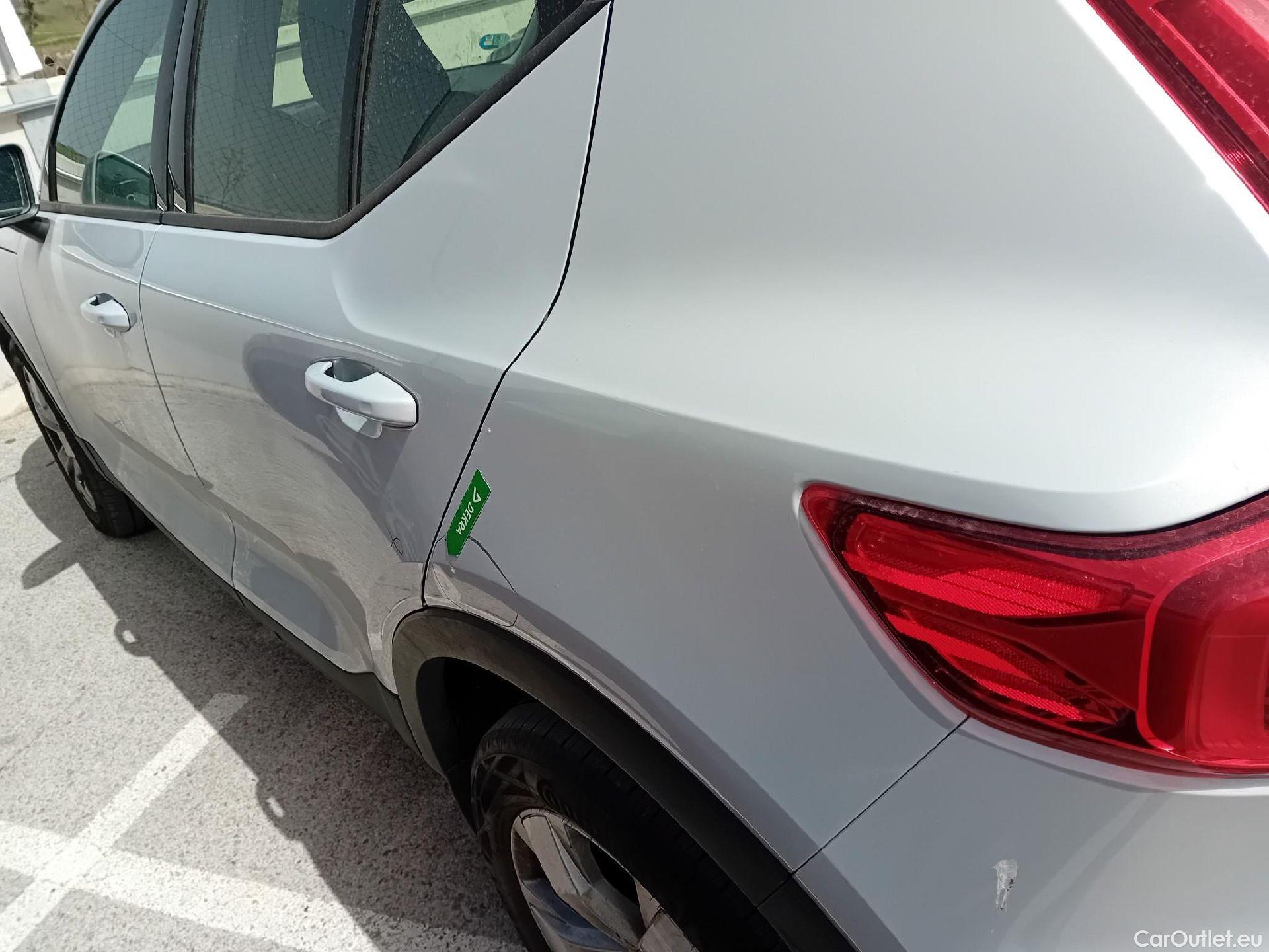  Volvo  XC 40 VOLVO XC40 / 2017 / 5P / todoterreno 2.0 B3 G Momentum Pro Auto #23