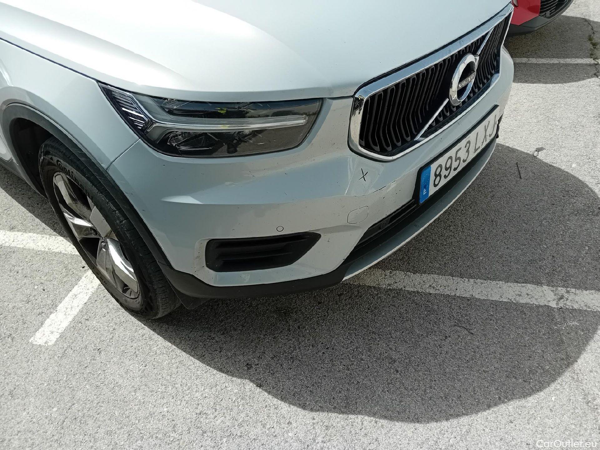  Volvo  XC 40 VOLVO XC40 / 2017 / 5P / todoterreno 2.0 B3 G Momentum Pro Auto #15