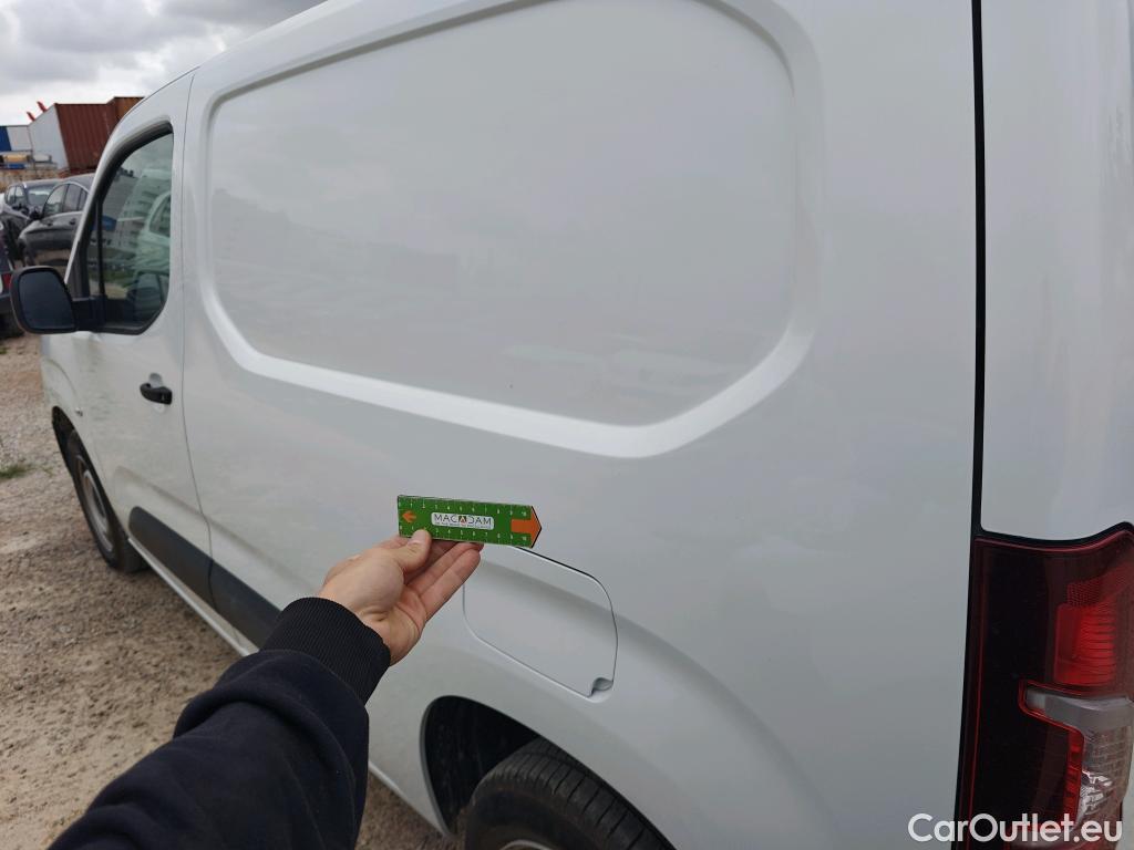  Citroen  Berlingo CITROEN  / 2018 / 3P / furgón derivado de turismo Talla M BlueHDi 100 CONTROL (AC2) #3