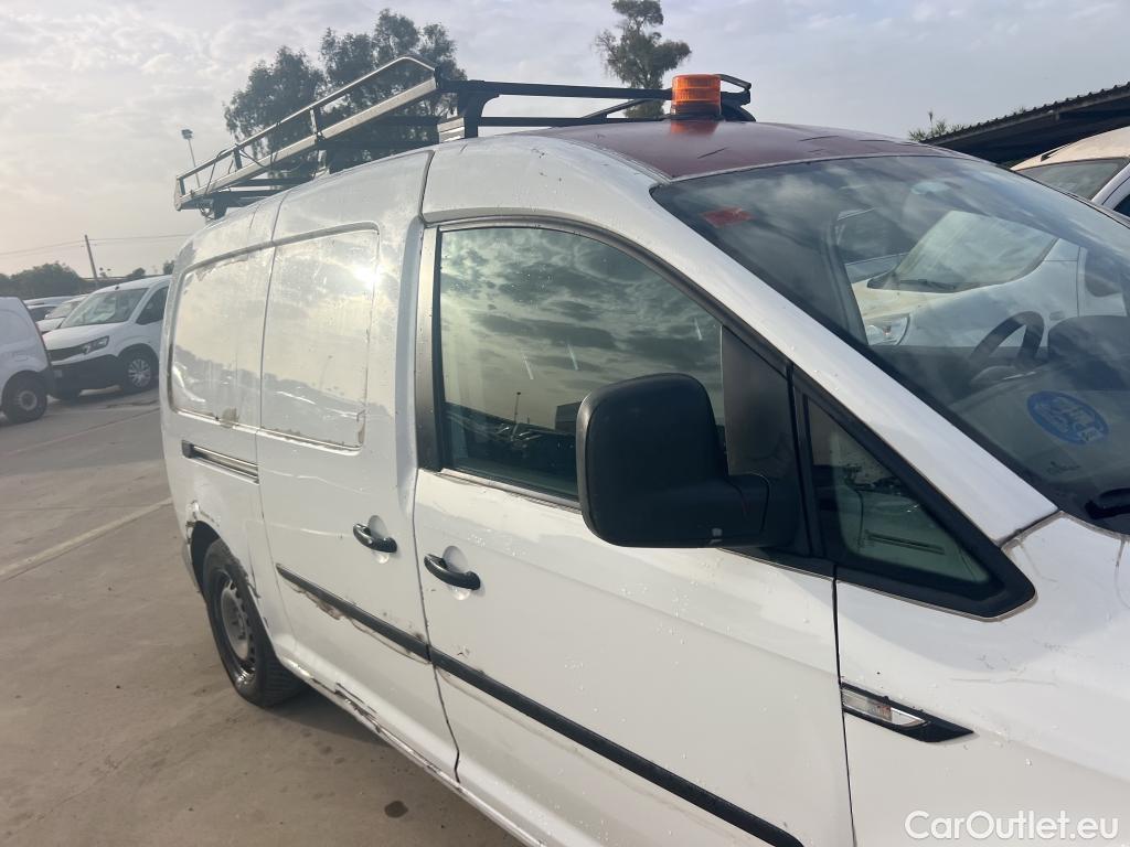  Volkswagen  Caddy VOLKSWAGEN  / 2015 / 4P / furgón derivado de turismo ABT e- Maxi Furgón #22