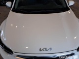  KIA  STONIC KIA  / 2017 / 5P / SUV 1.2 DPI STYLE #25
