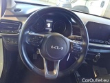  KIA  STONIC KIA  / 2017 / 5P / SUV 1.2 DPI STYLE #85