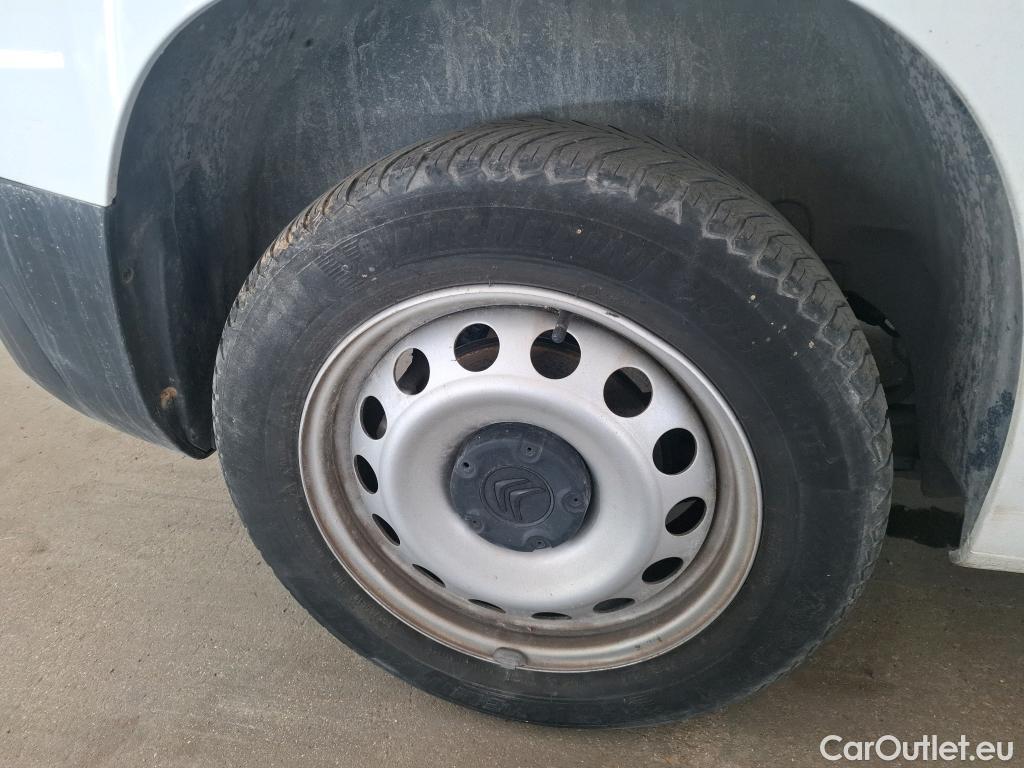  Citroen  Berlingo  Fourgon Club M 1000 1.2 PureTech 130CV BVA8 E6d #4