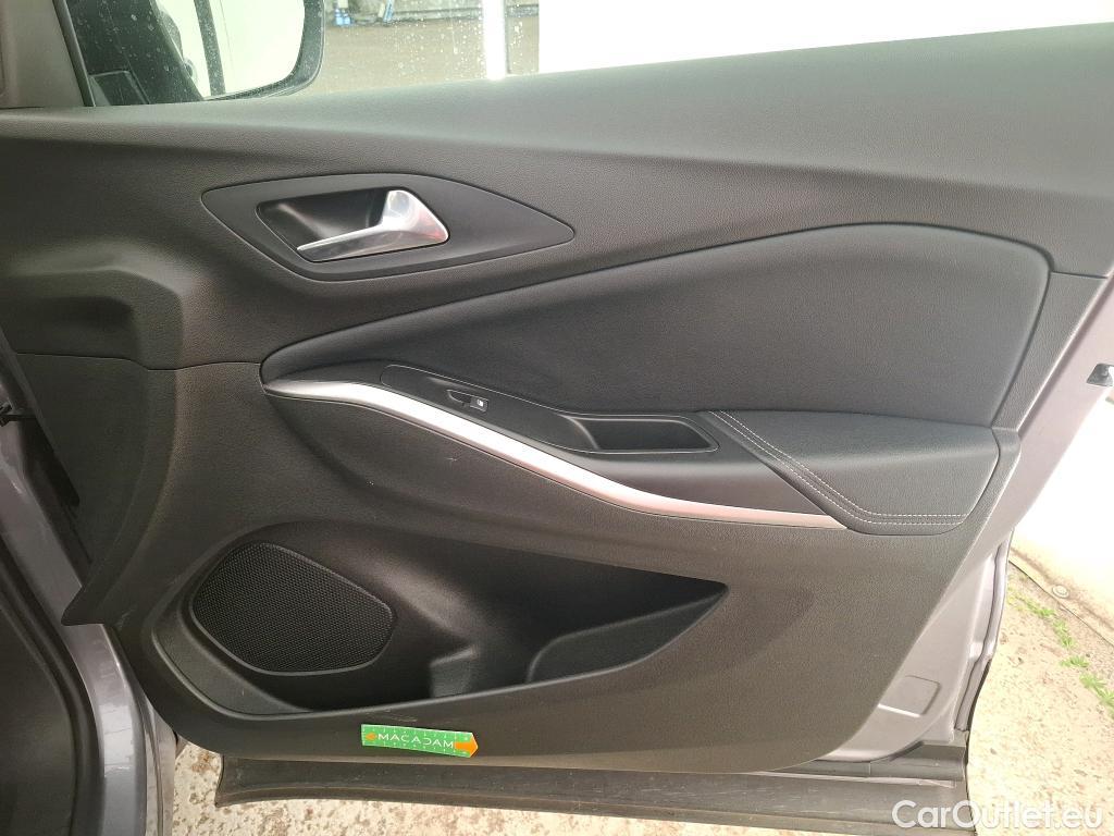  Opel   Grandland X Grandland X Business Elegance 1.5 130CV BVA8 6E #3