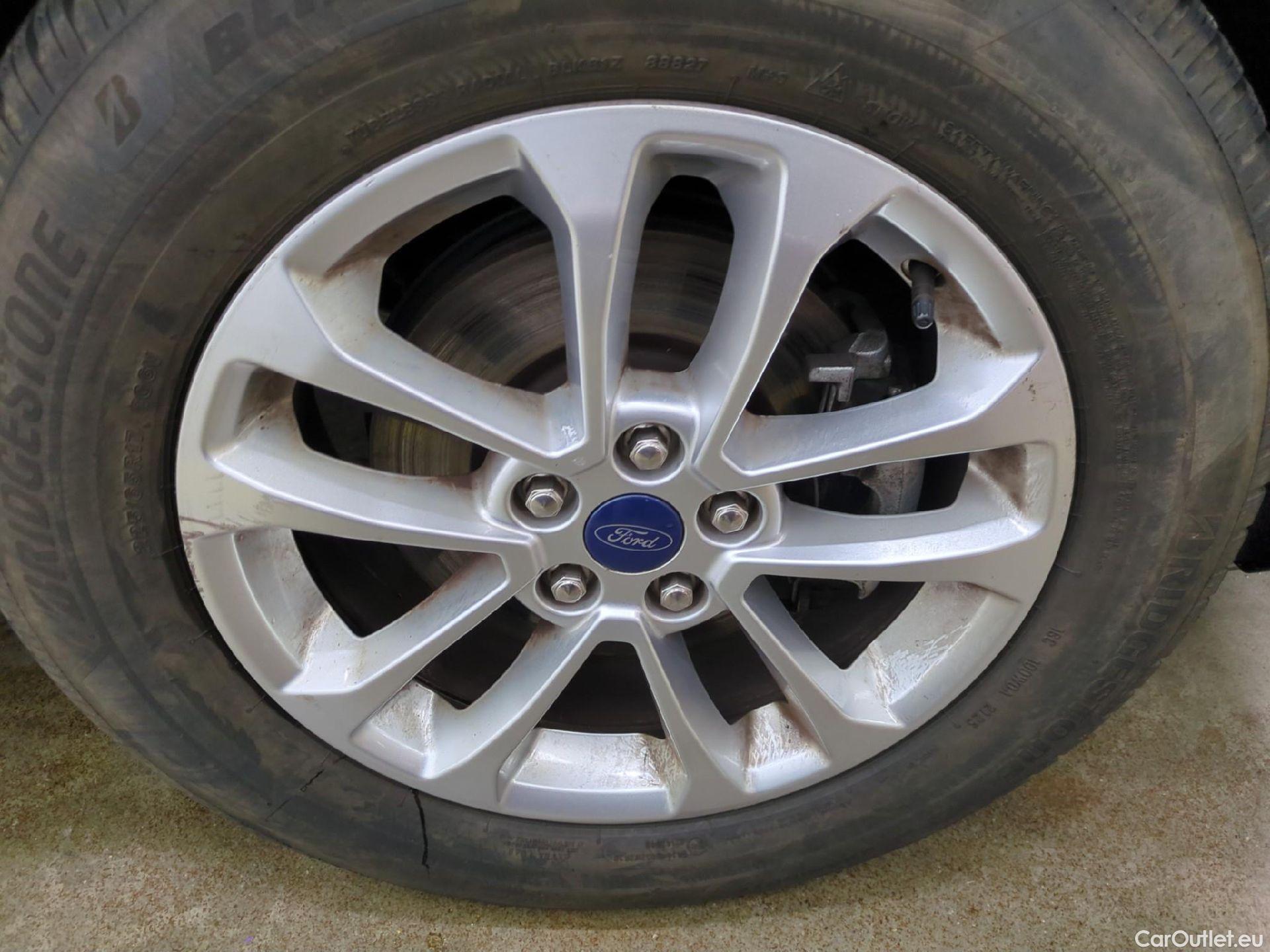  Ford  Kuga  Titanium Hybrid 2.5 190CV BVA6 E6dT #4