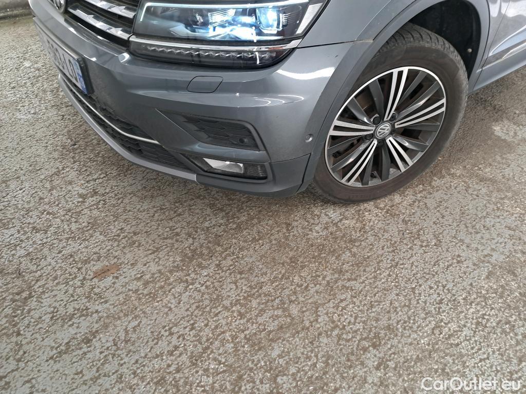  Volkswagen  Tiguan VOLKSWAGEN  Allspace / 2017 / 5P / SUV 2.0 TDI 150 DSG7 Carat Exclusive #54