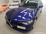  Alfa Romeo  Giulietta ALFA ROMEO GIULIA / 2016 / 4P / BERLINA 2.2 TURBO DIESEL 190CV EXECUTIVE AT8 #25
