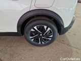  Peugeot  2008 PEUGEOT  / 2019 / 5P / CROSSOVER BLUEHDI 110 ALLURE S/S #79