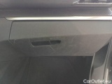  Peugeot  3008 PEUGEOT  / 2020 / 5P / SUV BLUEHDI 130 EAT8 SeS ACTIVE BUSINESS #118