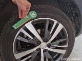  Peugeot  5008 PEUGEOT  / 2020 / 5P / SUV BLUEHDI 130 ALLURE PACK EAT8 S/S AUT. #64
