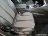  Peugeot  5008 PEUGEOT  / 2020 / 5P / SUV BLUEHDI 130 ALLURE PACK S/S #121