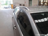  Volkswagen  Golf  VOLKSWAGEN VARIANT / 2017 / 5P / STATION WAGON 2.0 TDI EXECUTIVE DSG BMT #25