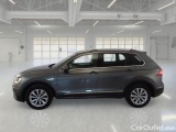  Volkswagen  Tiguan VOLKSWAGEN  / 2016 / 5P / SUV 2.0 TDI SCR 110KW BUSINESS BMT DSG #8