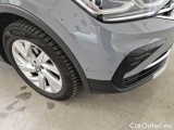  Volkswagen  Tiguan VOLKSWAGEN  / 2020 / 5P / SUV 2.0 TDI SCR 110KW ELEGANCE DSG #40
