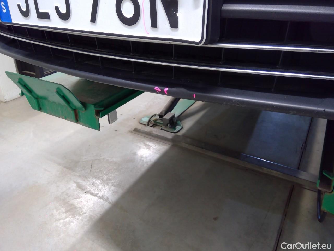  Mercedes  EQC  400 SE Edition 4Matic Aut #4