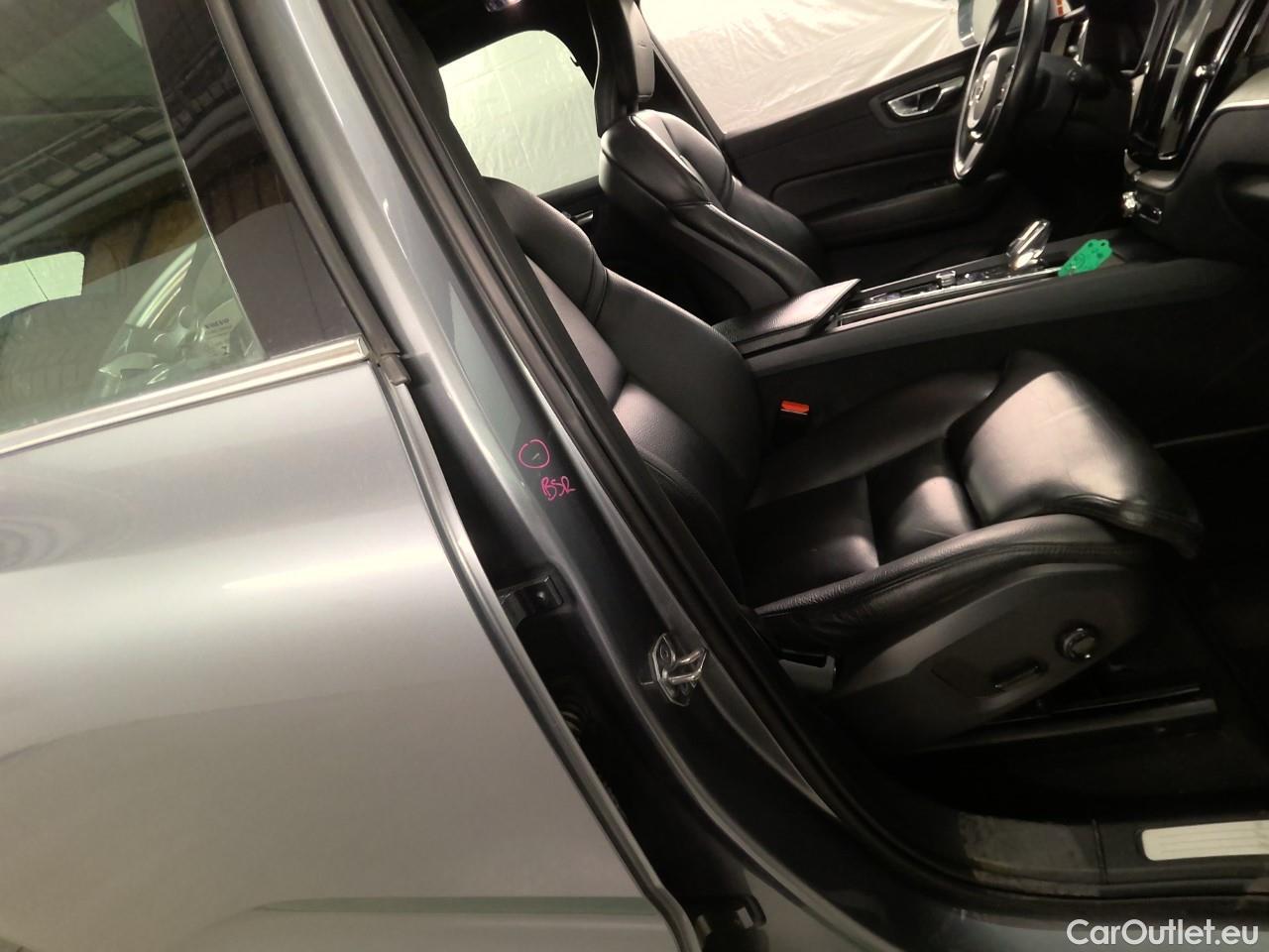  Volvo  XC60  T8 390 4WD Inscript.Aut. #16
