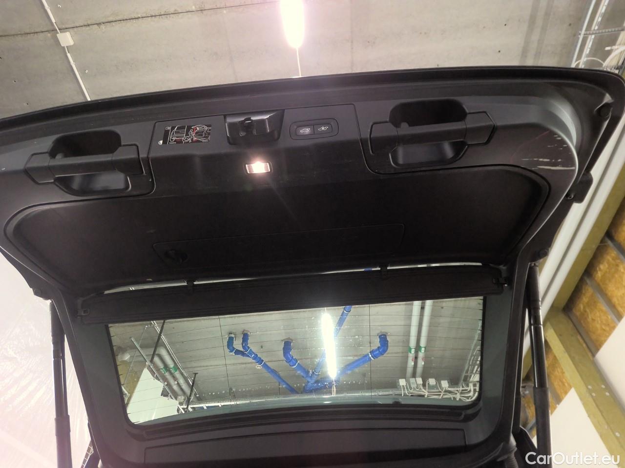  Volvo  XC60  T8 390 4WD Inscript.Aut. #12
