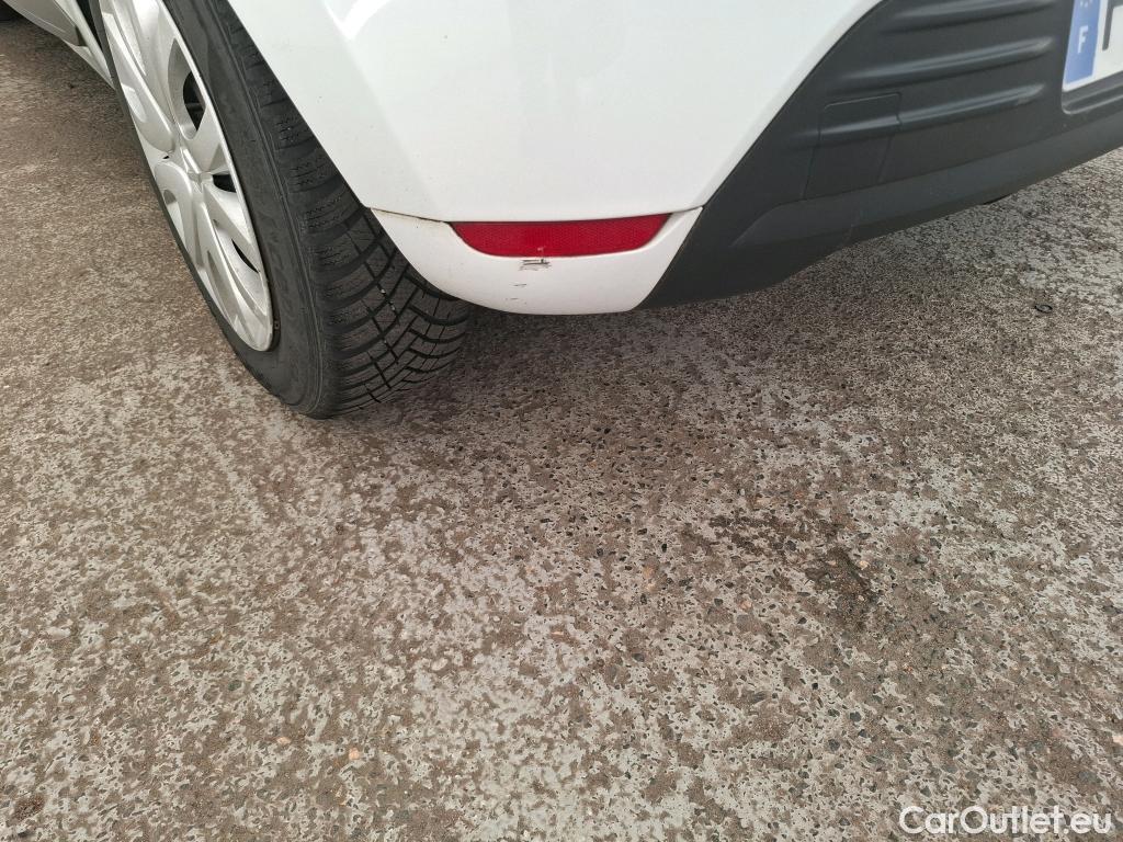 Renault  Clio  IV Air MediaNav 1.5 dCi 75CV BVM5 E6 #29
