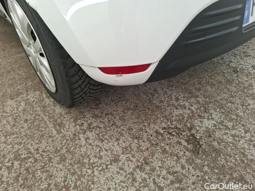  Renault  Clio  IV Air MediaNav 1.5 dCi 75CV BVM5 E6 #21