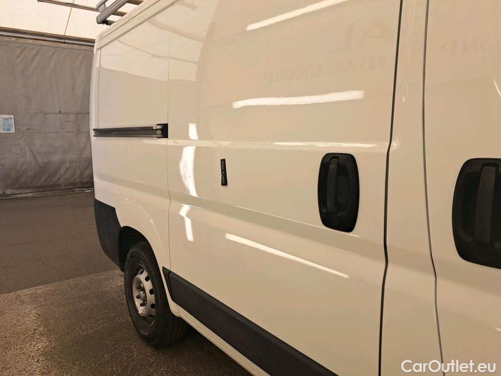 Citroen  Jumper CITROEN  / 2014 / 4P / Fourgon tôlé 33 L1H1 BlueHDi 110 BVM6 Club #24