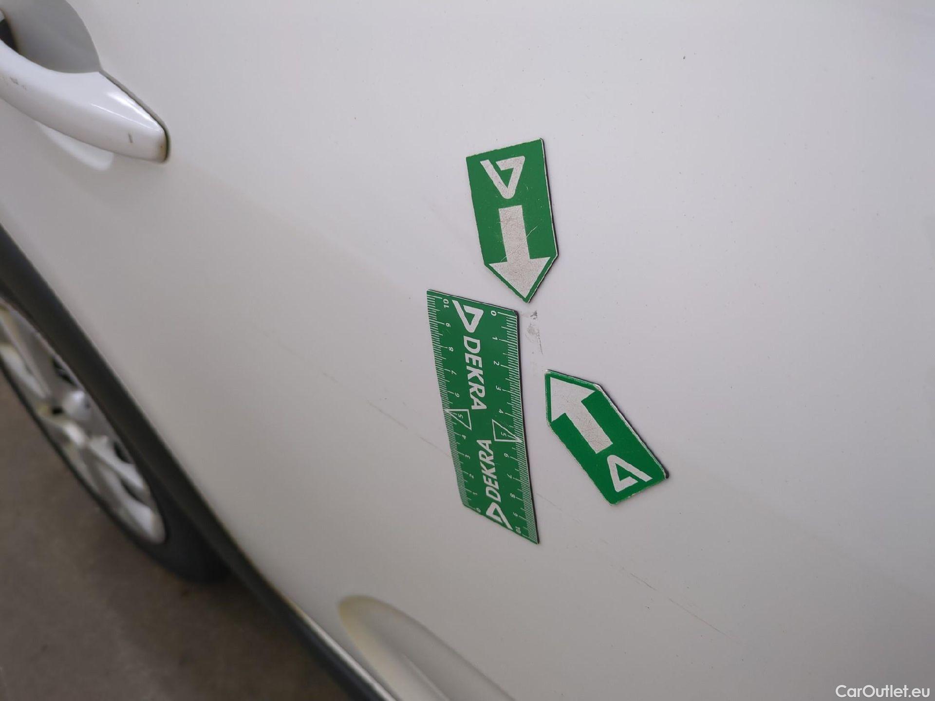  Citroen  C3  Société Feel 1.5 BlueHDI 100CV BVM6 E6dT #63