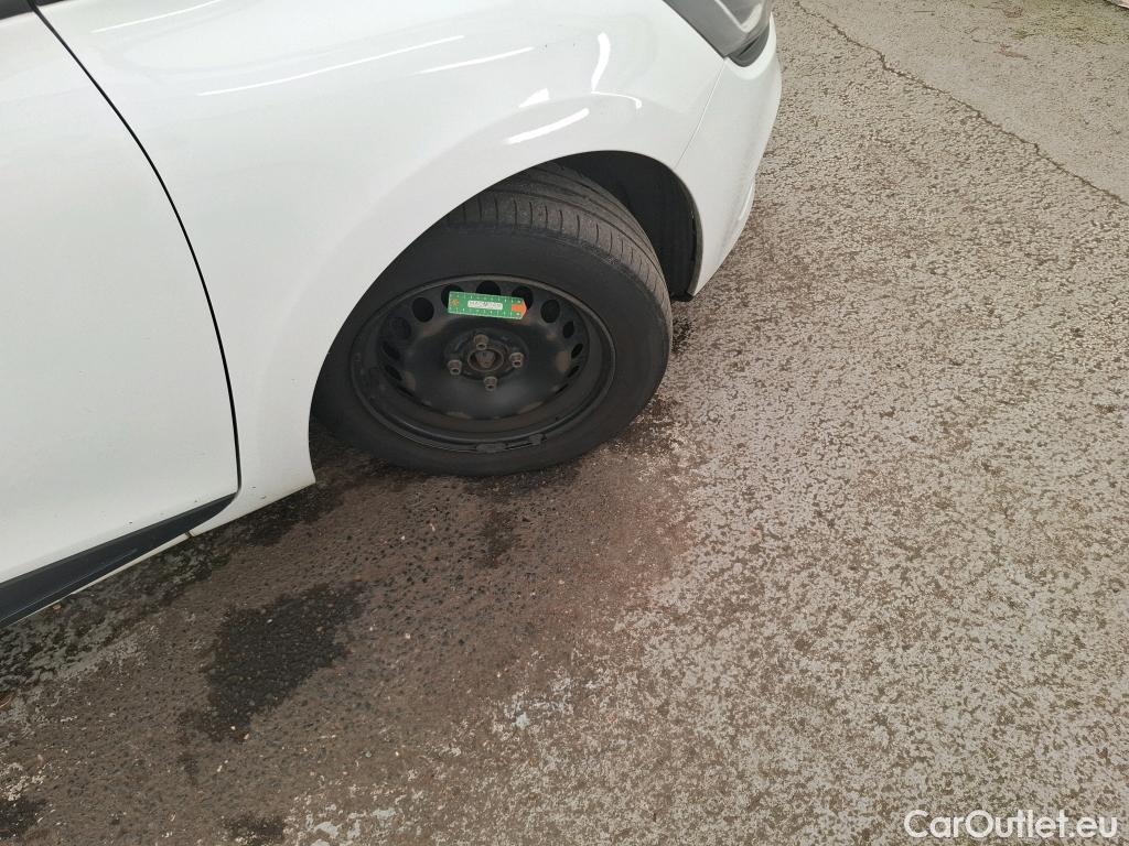  Renault  Clio  IV Air MediaNav 1.5 dCi 75CV BVM5 E6 #23