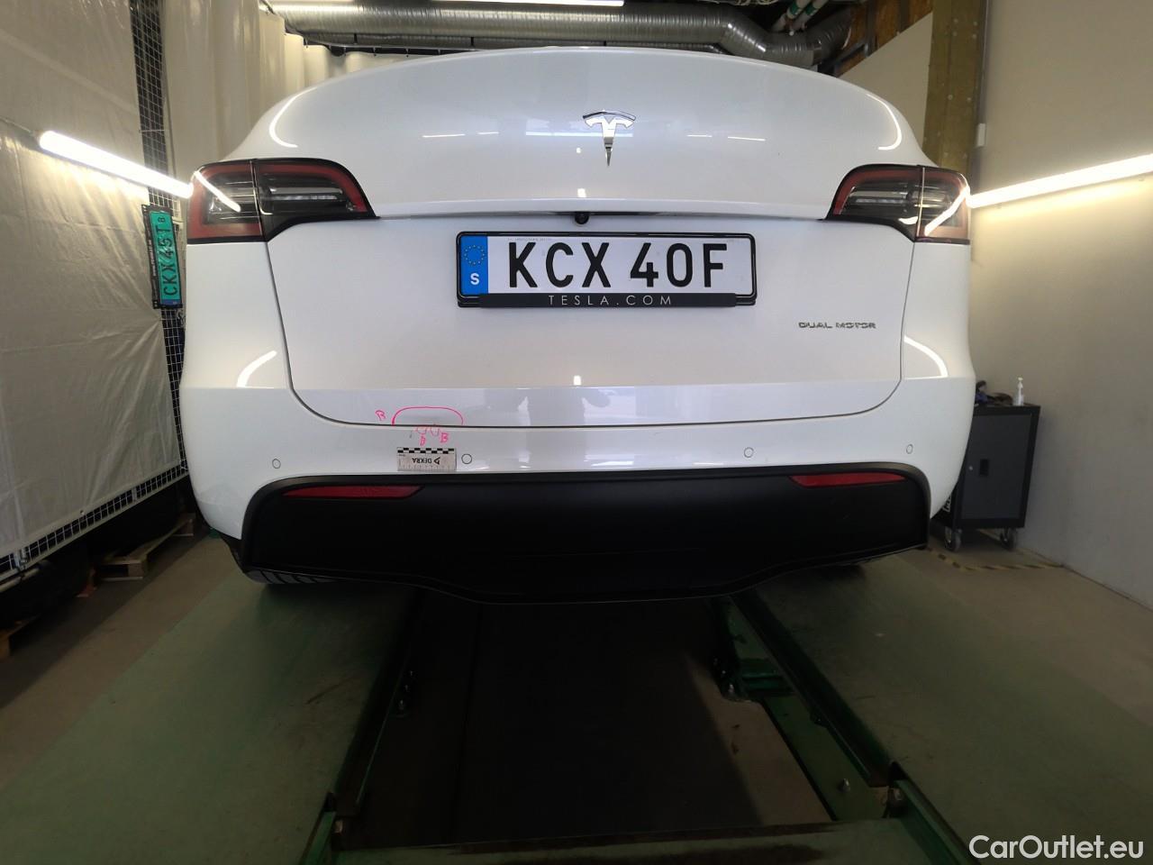  Tesla  Model Y  Long-Range AWD #19