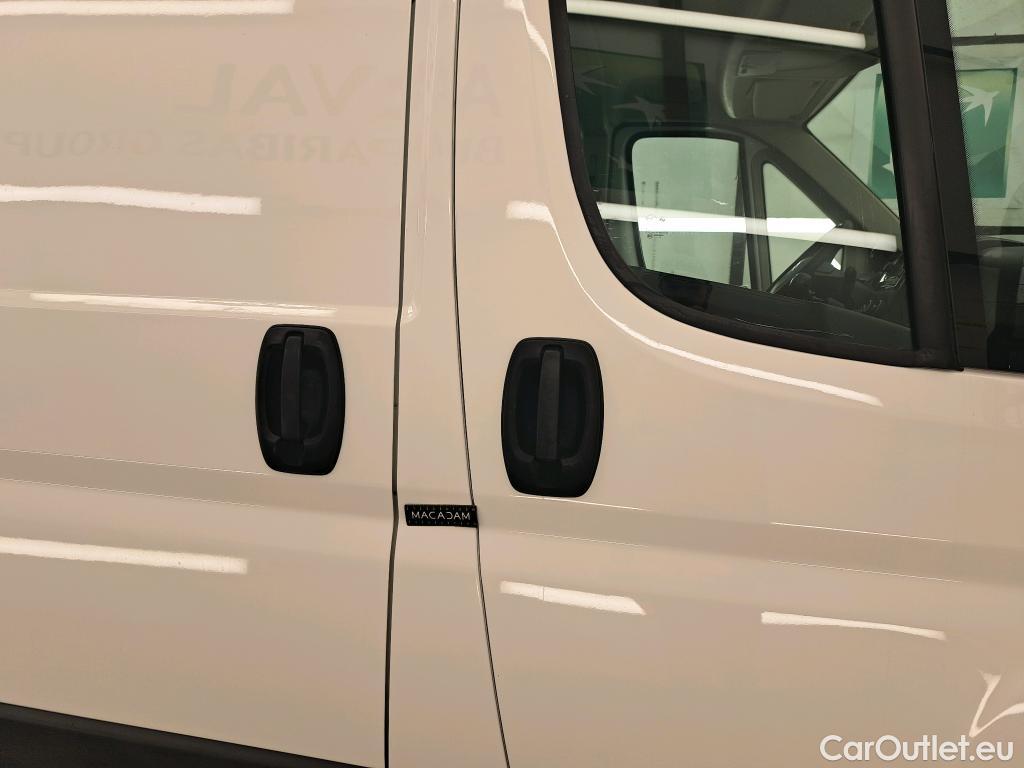  Citroen  Jumper CITROEN  / 2014 / 4P / Fourgon tôlé 33 L1H1 BlueHDi 110 BVM6 Club #31