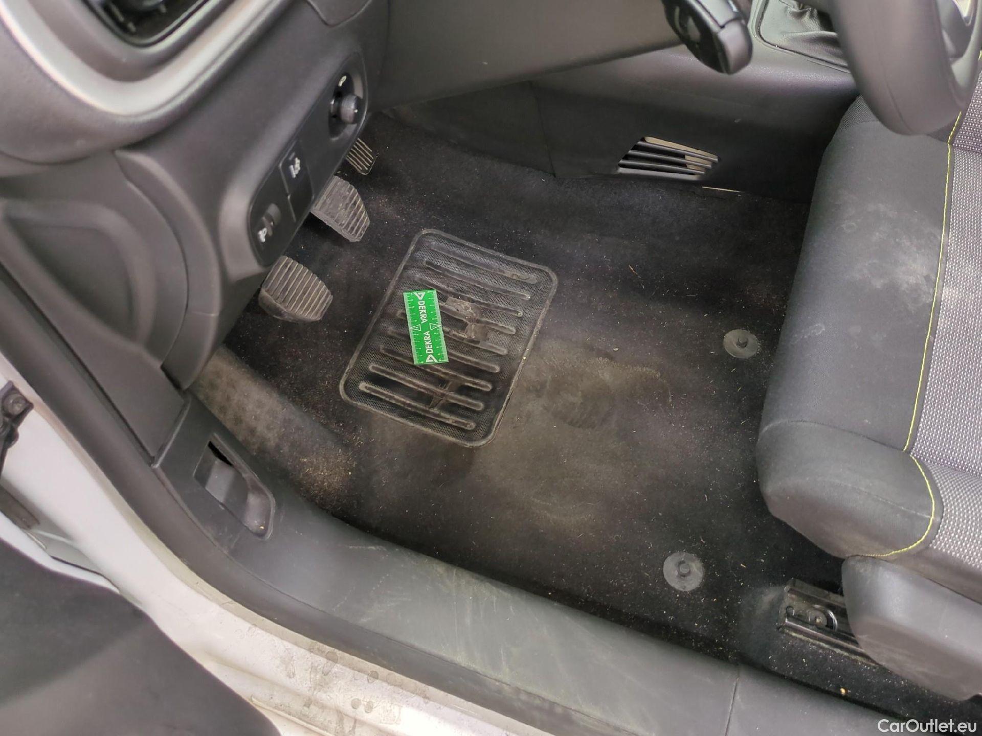  Citroen  C3  Société Feel 1.5 BlueHDI 100CV BVM6 6E #5