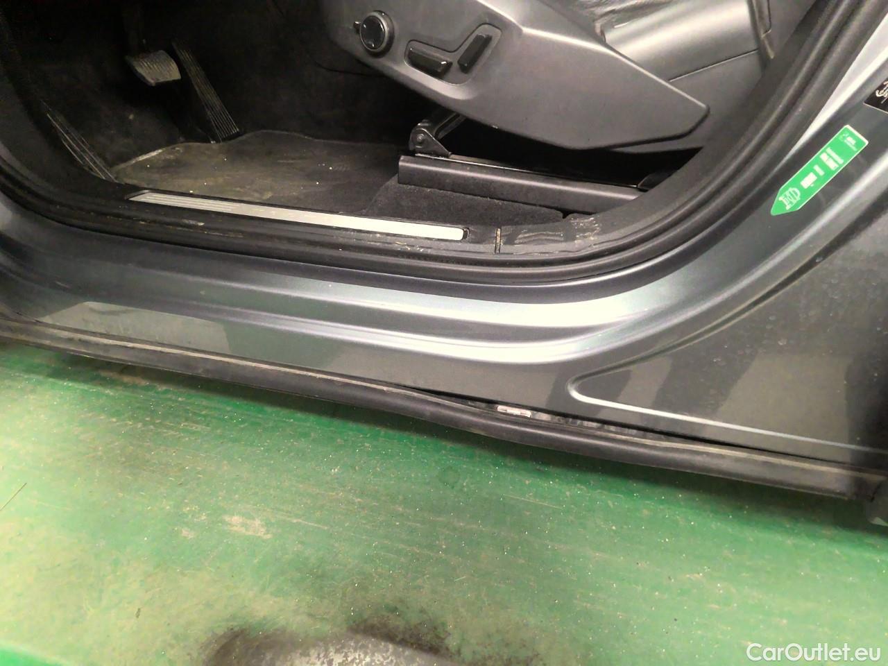  Volvo  XC60  T8 390 4WD Inscript.Aut. #9