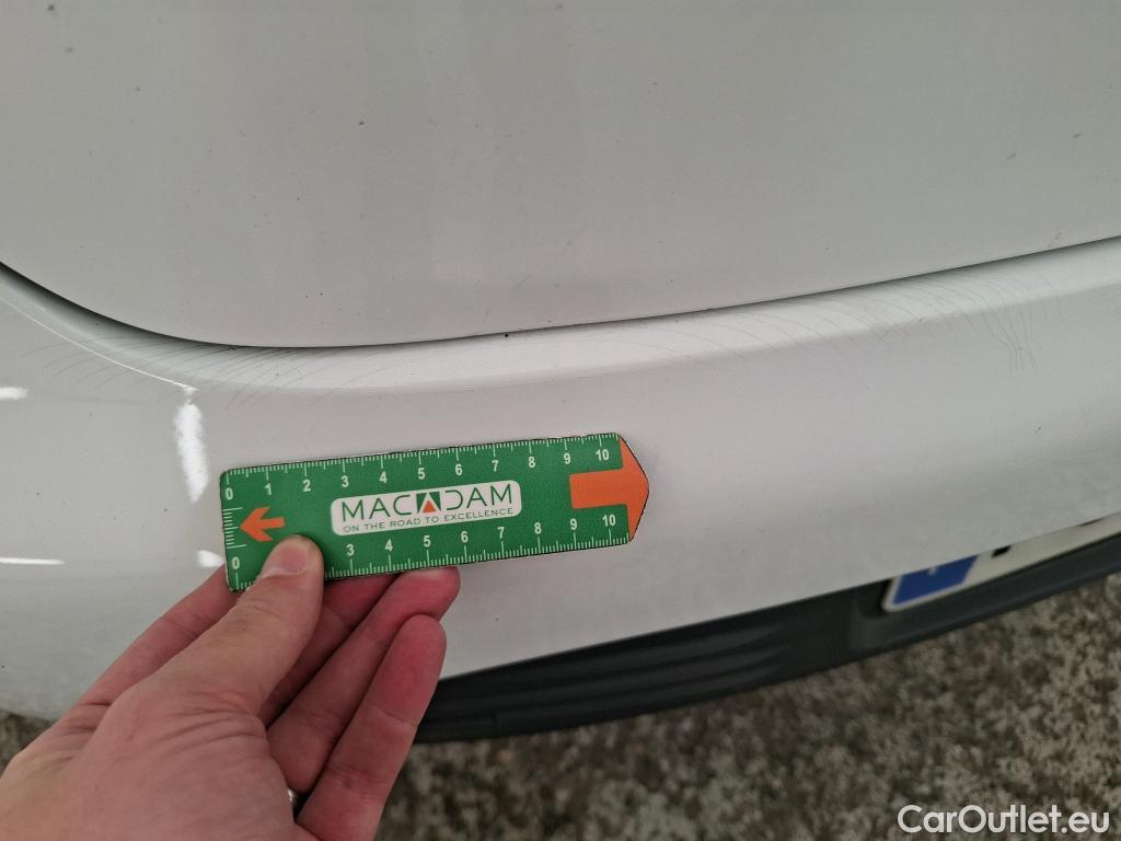  Renault  Clio  IV Air MediaNav 1.5 dCi 75CV BVM5 E6 #8